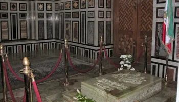 قبر شاه إيران
