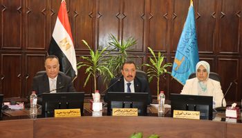 مجلس جامعة الإسكندرية 