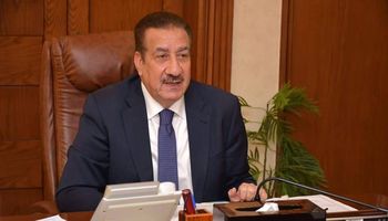 محافظ بورسعيد يعلن حالة الطوارئ القصوى ويكثف الاستعدادات لمواجهة التقلبات الجوية