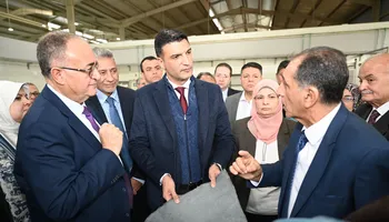 وزير الصناعة