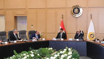 وزيرا الصناعة والاستثمار 