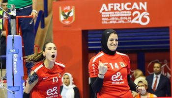 سيدات طائرة الأهلي 