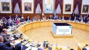 وزيري التنمية المحليةوالتخطيط ومحافظ القاهرة يشهدون فعاليات مؤتمر التعريف بالمبادرة الوطنية للمشروعات الخضراء 