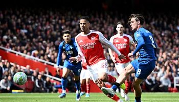 أرسنال وبورنموث