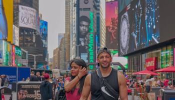 أسماء أبو اليزيد وزوجها