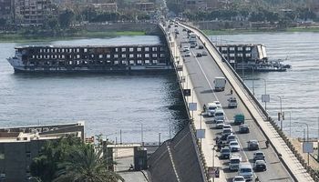 اصطدام سفينه بكوبري دندرة