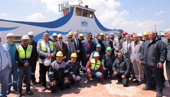 الفريق أسامة ربيع يبحث سبل التعاون مع محافظ بورسعيد في عدد من المشروعات التنموية والخدمية