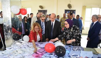 المعرض السنوي للملابس 