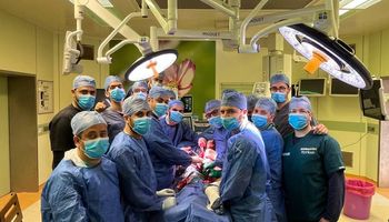 جانب من العملية الجراحية 