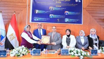 جانب من فعاليات ختام المؤتمر 