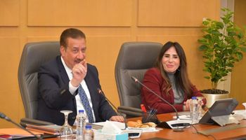 محافظ بورسعيد يصدر قرارًا بتخصيص 83 فدانًا لإقامة وانشاء 5 آلاف وحدة سكنية قابلة للزيادة إلى 10 آلاف وحدة على مراحل 