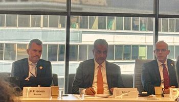  وزير الاستثمار والتجارة الخارجية