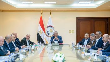 وزير الانتاج الحربي