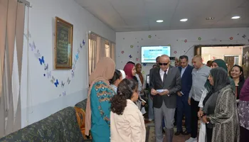 توزيع الهدايا