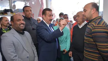  استعدادًا لاستقبال عيد الأضحى المبارك.. محافظ بورسعيد يوجه بتكثيف الحملات التموينية ومتابعة توافر السلع بالأسواق
