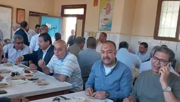 الإحتفال بالفول بدلا من توزيع الجاتوه والتورتة 