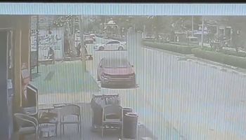 الحادث