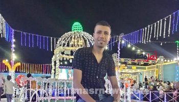 الشاب 