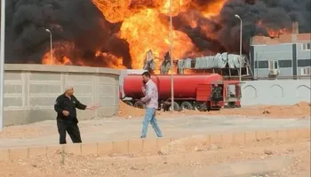 جانب من الحريق