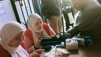 جانب من القافلة الطبية 