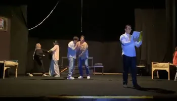 عرض مسرحي جامعة بنى سويف 