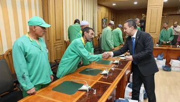 لقاء عمال النظافة 