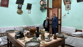 محافظ قنا