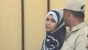 محاميا المتهمة وأسرة عروس بورسعيد يطالبان برد هيئة المحكمة