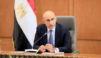 محمد عبد اللطيف وزير التربية والتعليم 