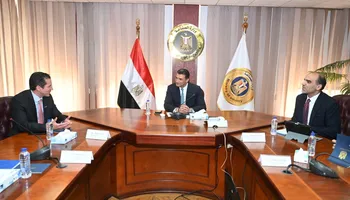 وزير الصناعة