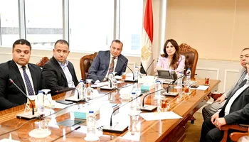 وزيرة الاسكان