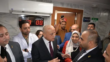 الافتتاح 