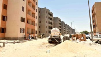 العمارات 