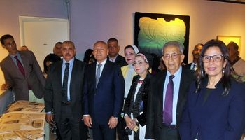 وزيرة الثقافة وعمرو موسى 