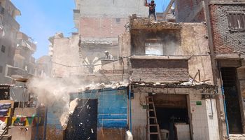 إزالة العقارات الآيلة للسقوط 