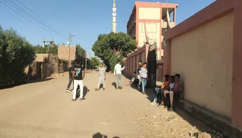جانب من الطلاب أمام اللجان 