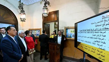 جولة رئيس الوزراء بالجمعية الجغرافية المصرية