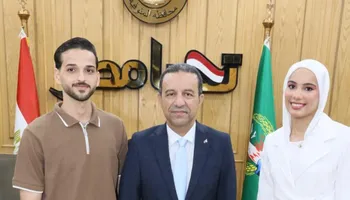 محافظ المنوفية وكيلا لعروس يتيمه
