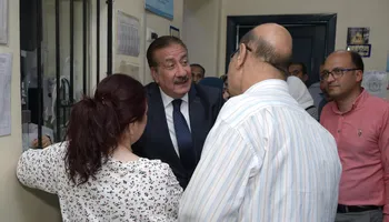 محافظ بورسعيد يتابع مستوى الخدمة الطبية بوحدة طب أسرة &ldquo;المناخ 1&rdquo;