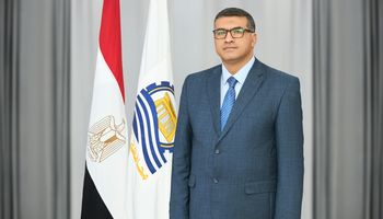 محافظ قنا