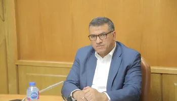 محافظ قنا