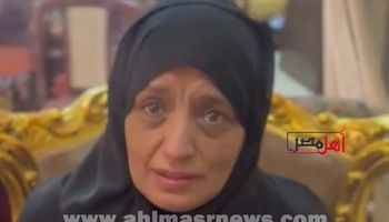 والدة المتهم 
