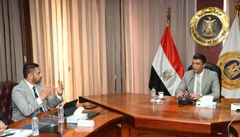 وزير الصناعة