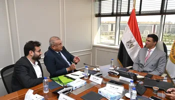 وزير الصناعة 
