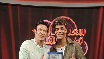 سعد مولعها نار 