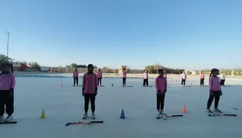 جانب من لعبة الهوكي