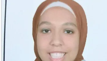 الطالبة 
