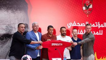الجهاز الفني للأهلي 