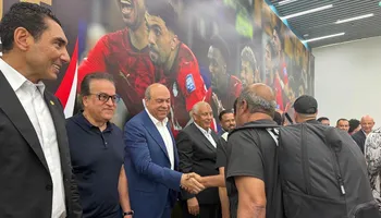 بعثة المنتخب المصري في مطار العلمين الدولي