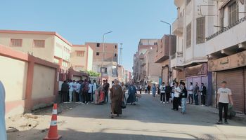 جانب من الطلاب أمام اللجان 